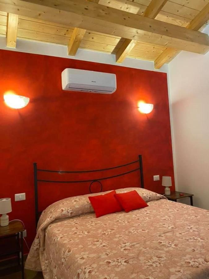 Il Melarancio Bed & Breakfast Pescia Romana Exterior photo