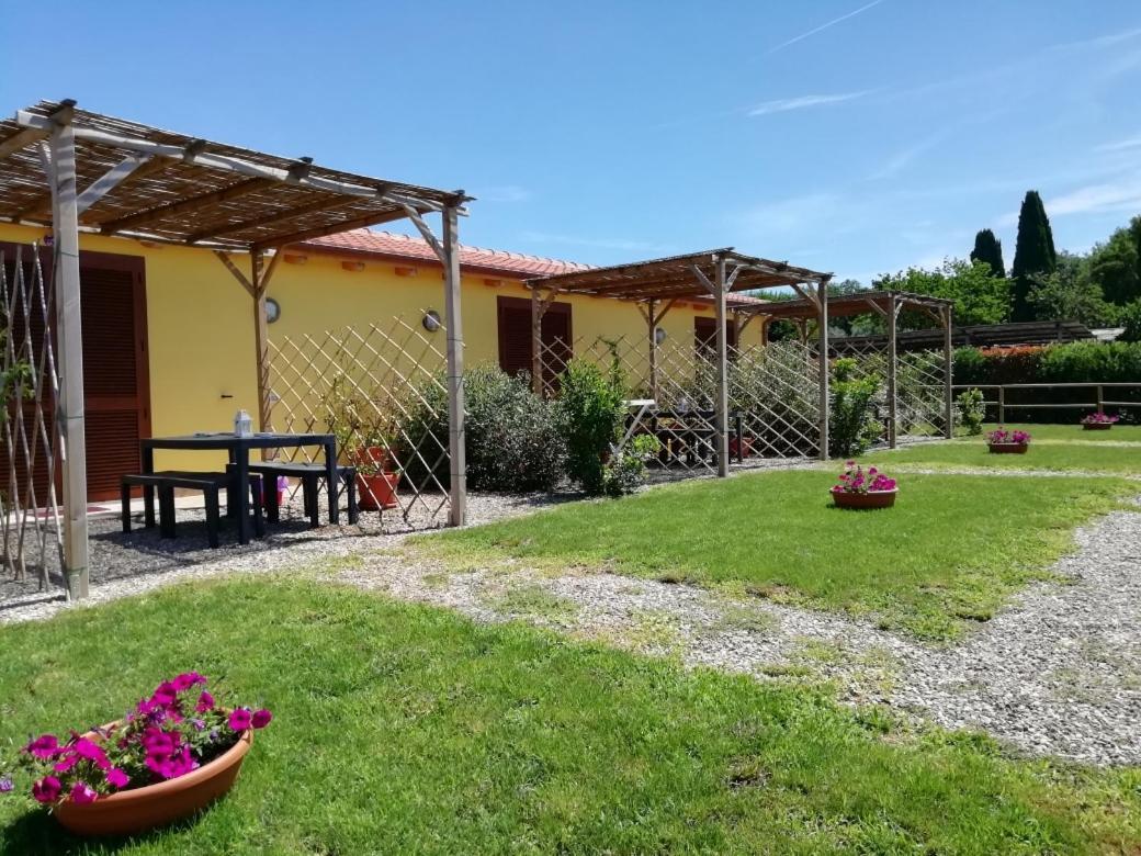 Il Melarancio Bed & Breakfast Pescia Romana Exterior photo